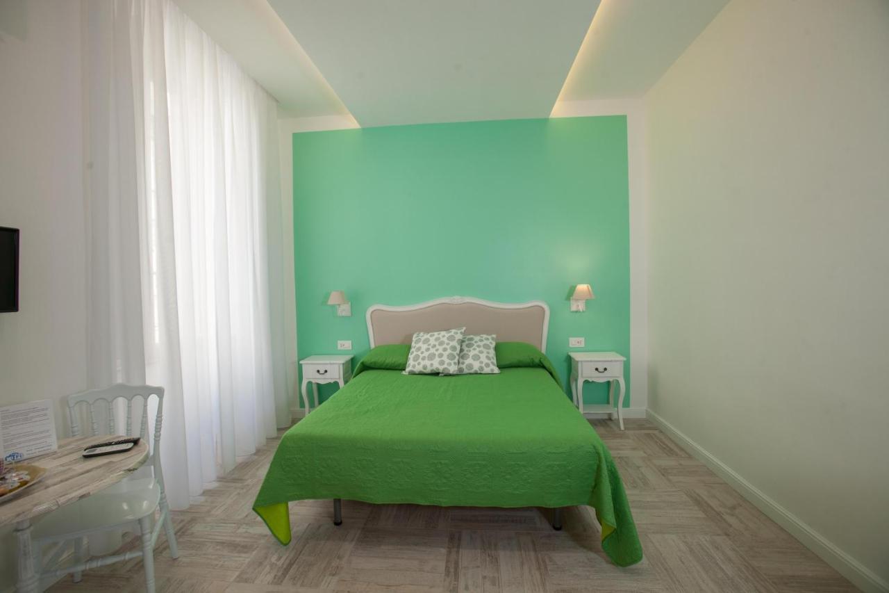 Il Gioiellino Art Bed and Breakfast Neapel Exteriör bild