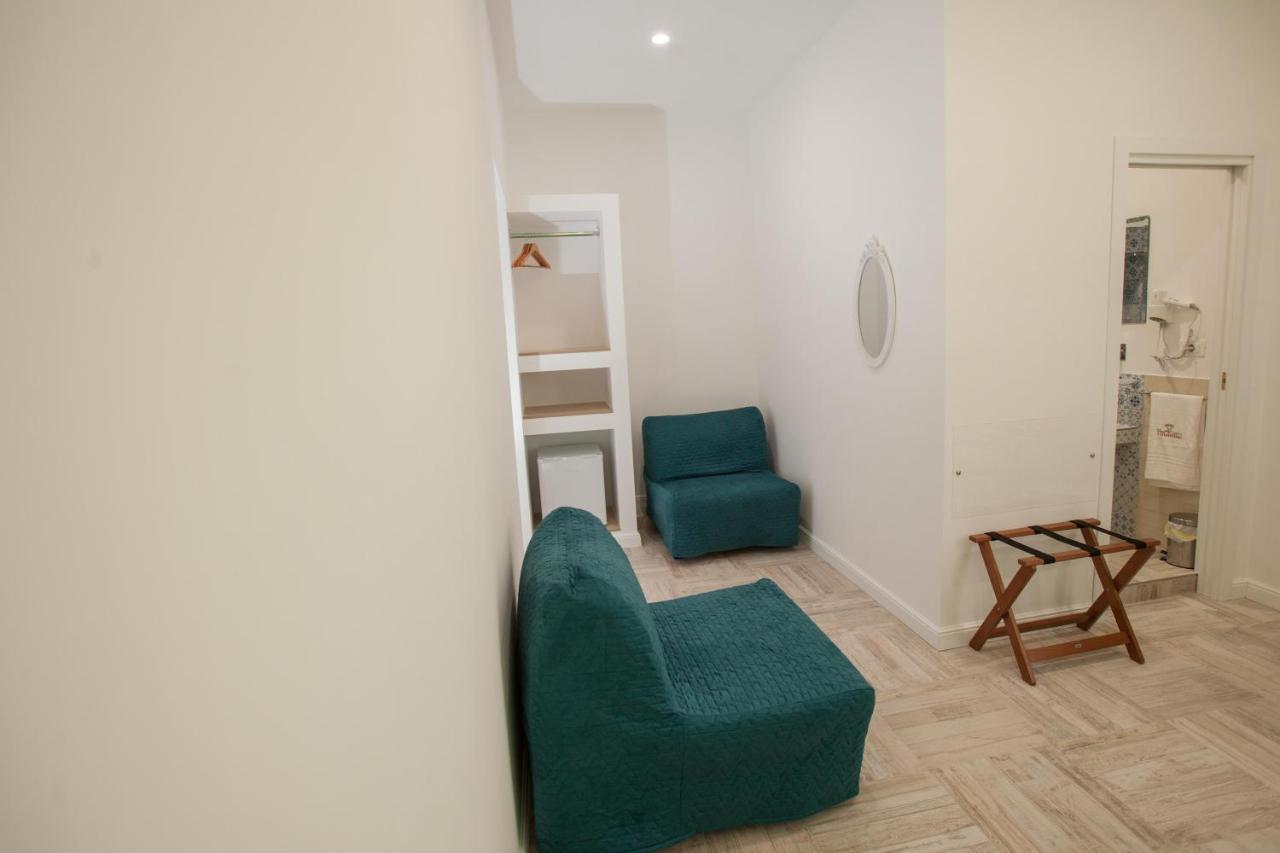 Il Gioiellino Art Bed and Breakfast Neapel Exteriör bild