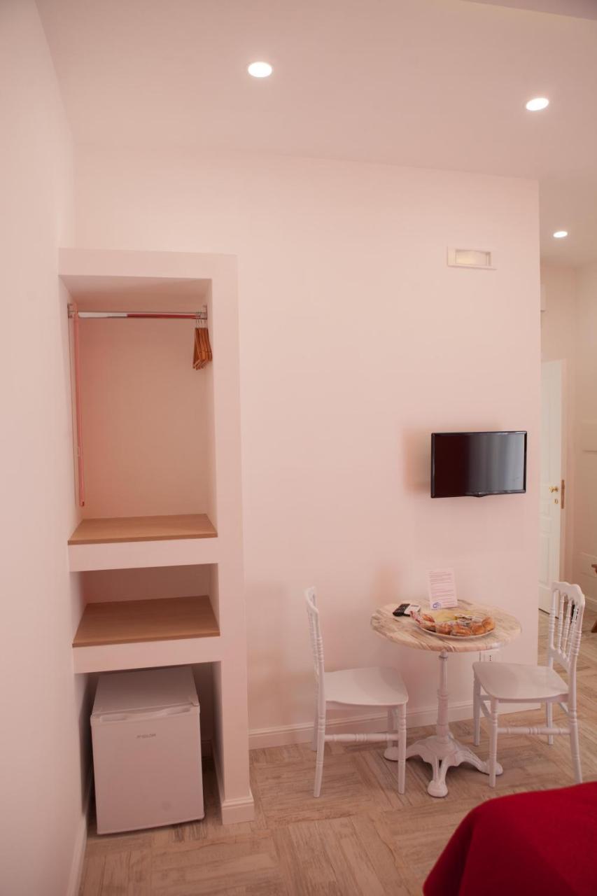 Il Gioiellino Art Bed and Breakfast Neapel Exteriör bild